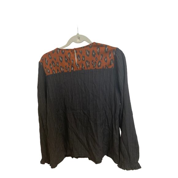 NWT THML Blouse Black & Animal Print Size L - Picture 7 of 10